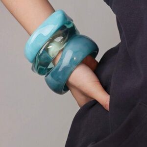 3pcs/Set Exaggerated Asymmetrical Resin Semi-Transparent Bracelet For Women